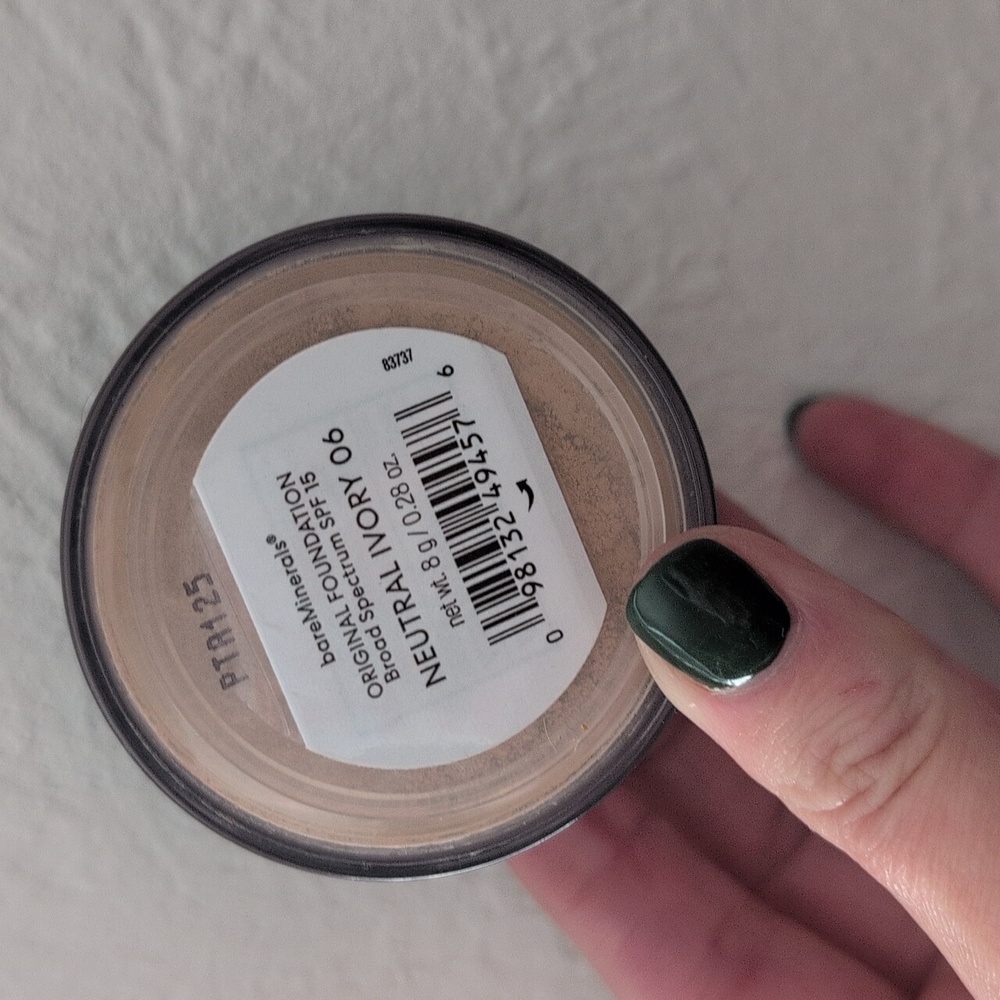 bareMinerals Original Neutral Ivory 06 Foundation- New. Never Opened.